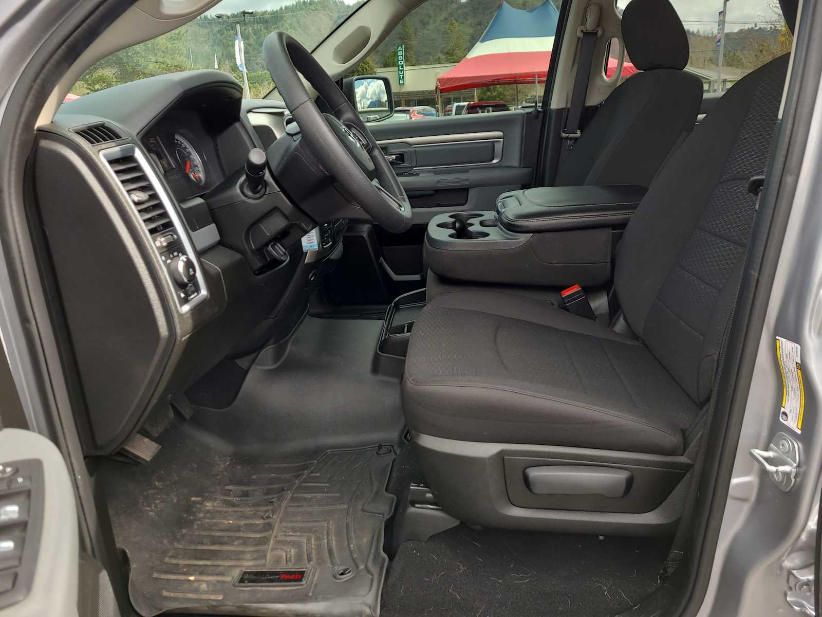 Thumbnail: 2020 RAM 1500 Classic - 19