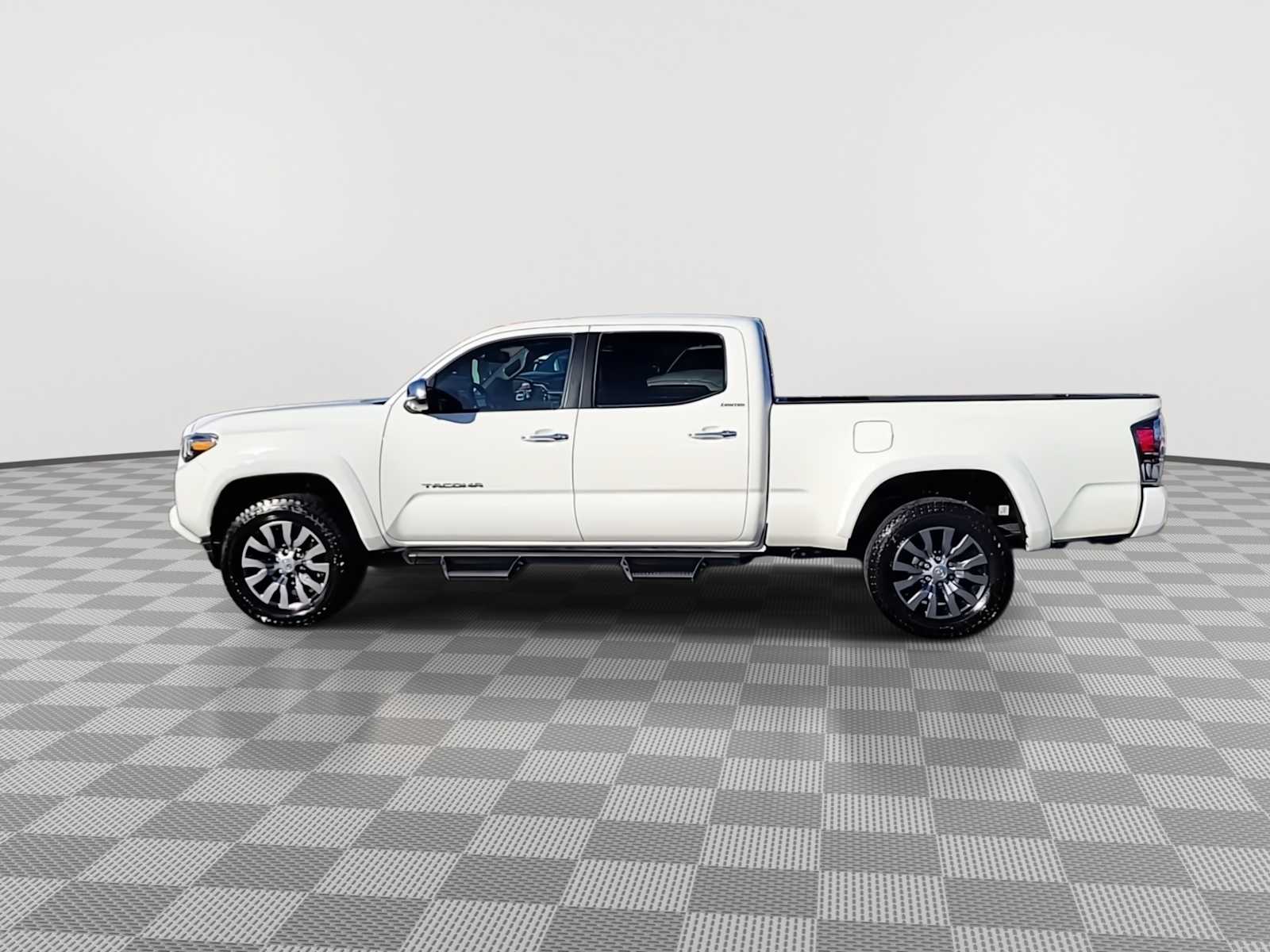 Thumbnail: 2023 Toyota Tacoma - 5