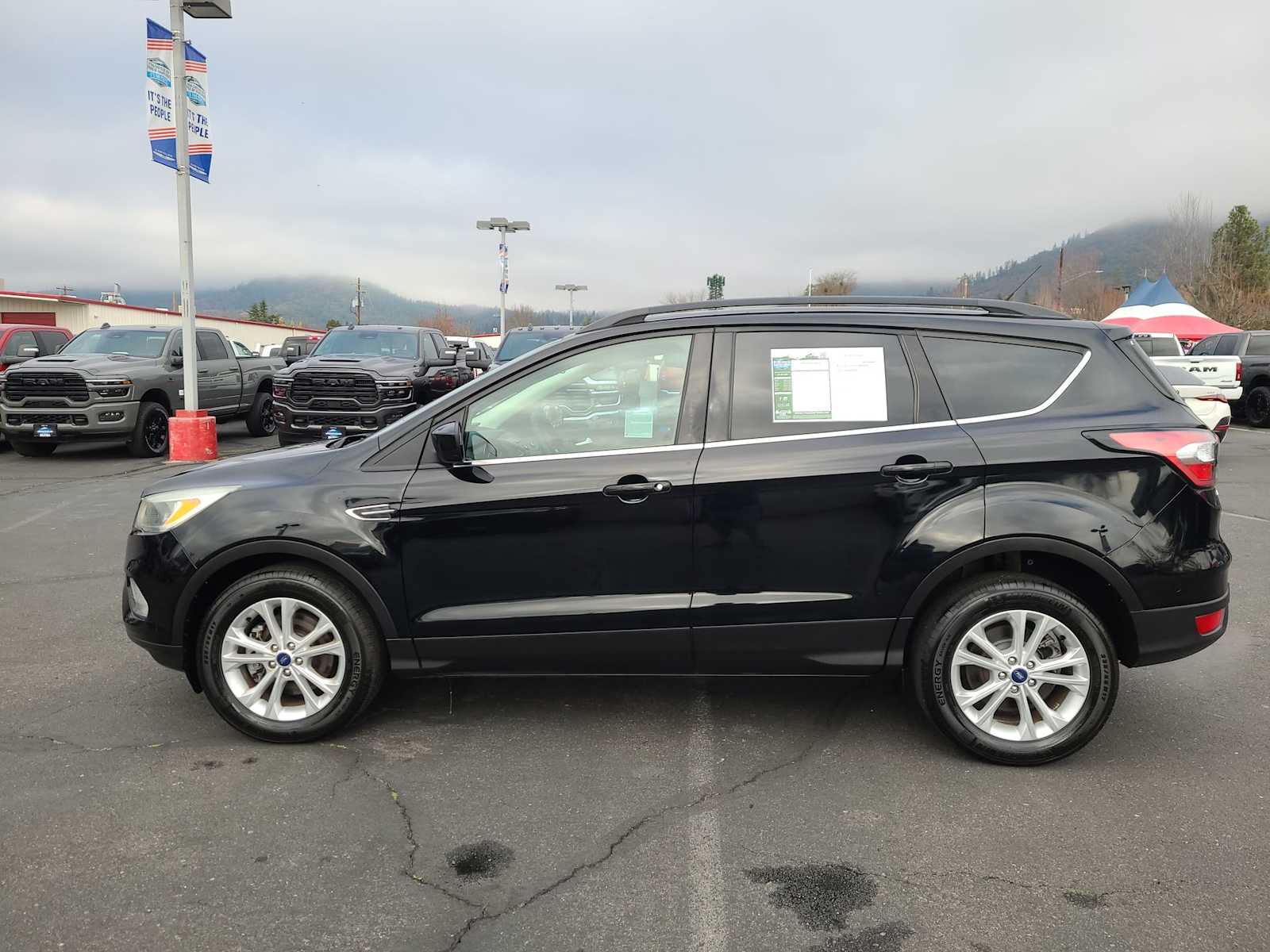 Thumbnail: 2018 Ford Escape - 11