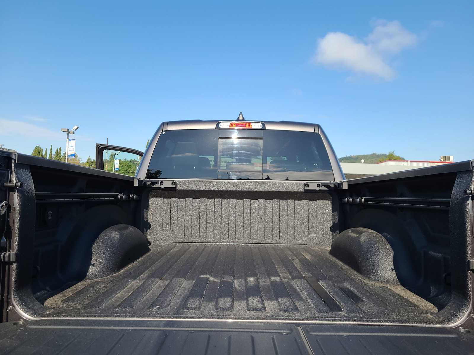 Thumbnail: 2026 RAM 1500 - 27
