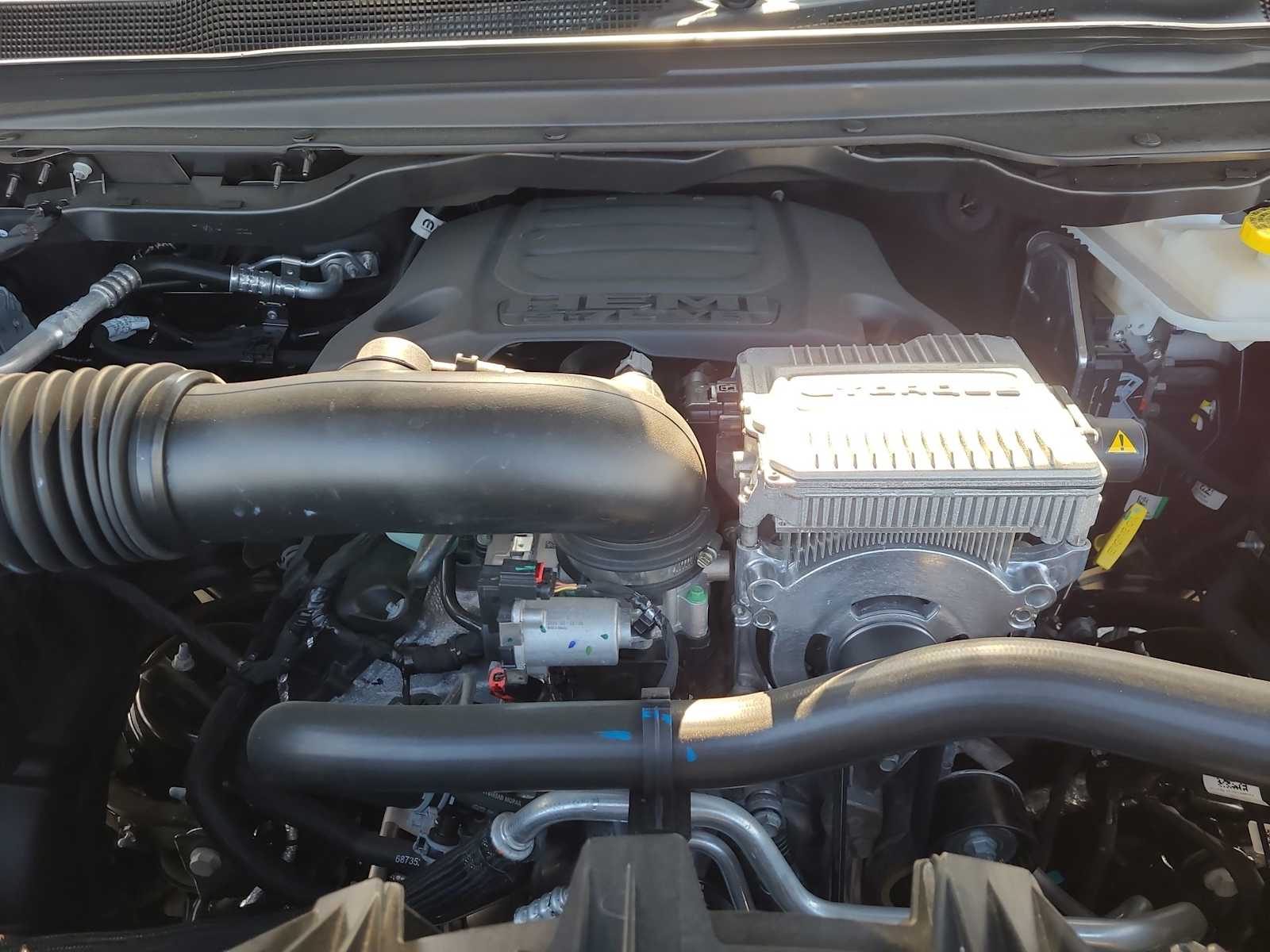 Thumbnail: 2026 RAM 1500 - 17