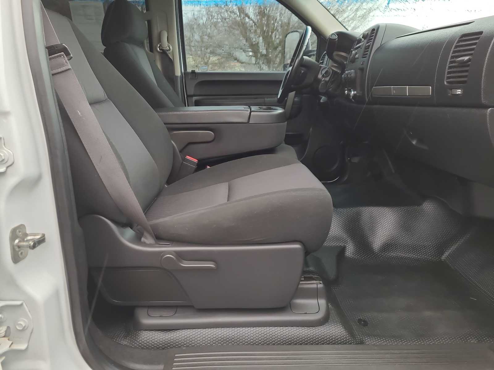 Thumbnail: 2014 GMC Sierra 3500 - 22