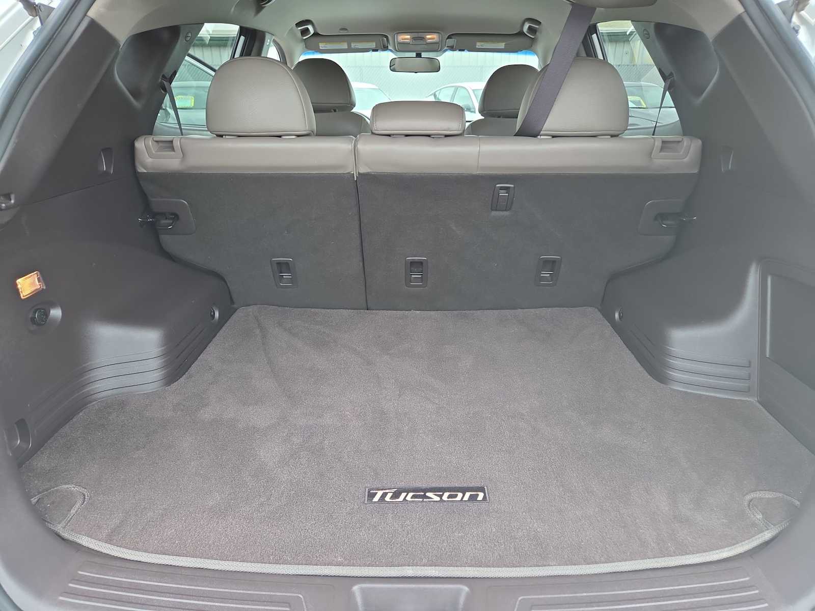 Thumbnail: 2014 Hyundai Tucson - 27
