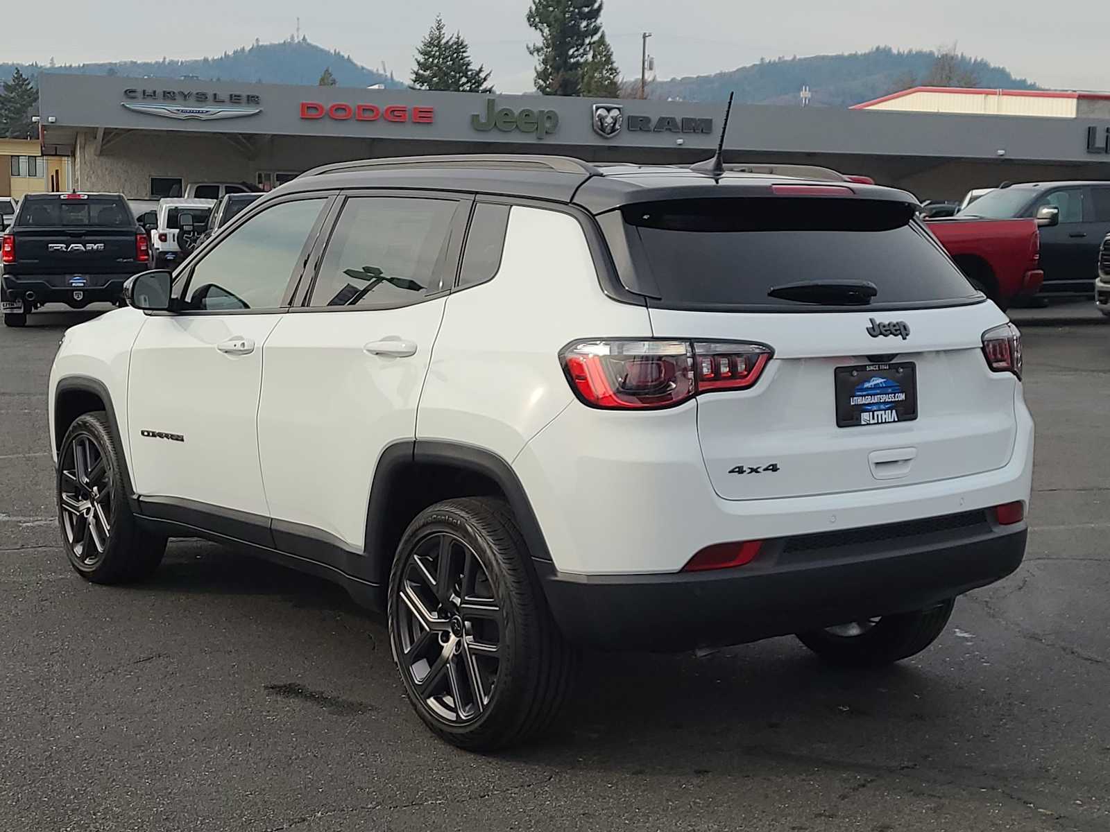 Thumbnail: 2026 Jeep Compass - 12