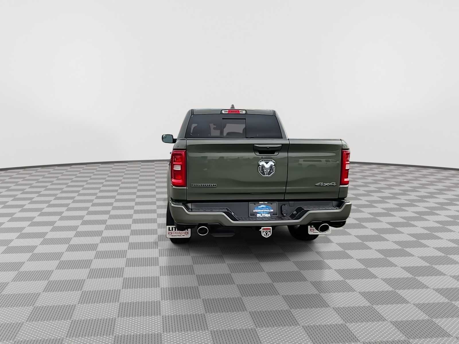 Thumbnail: 2026 RAM 1500 - 7