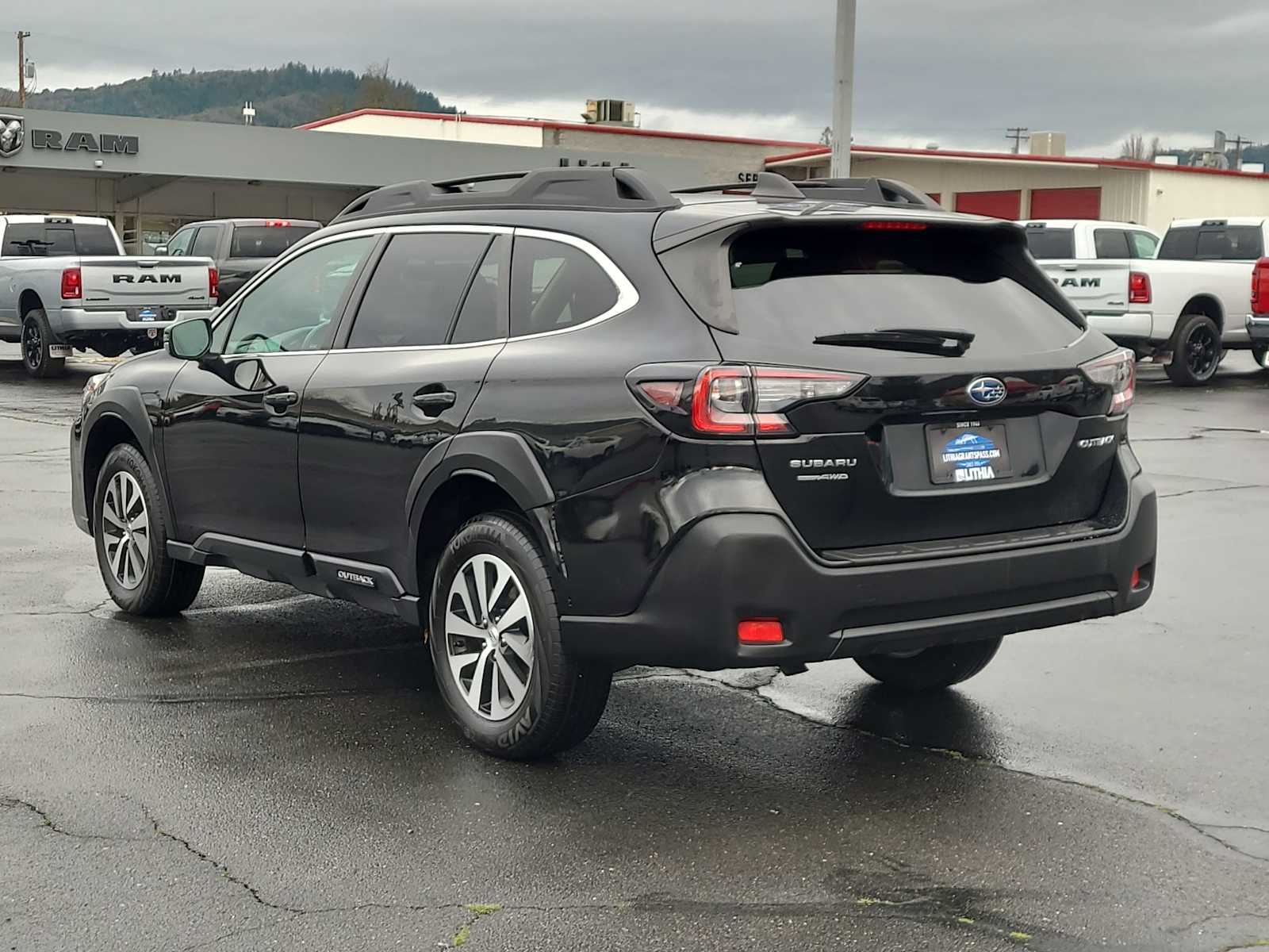 Thumbnail: 2023 Subaru Outback - 12