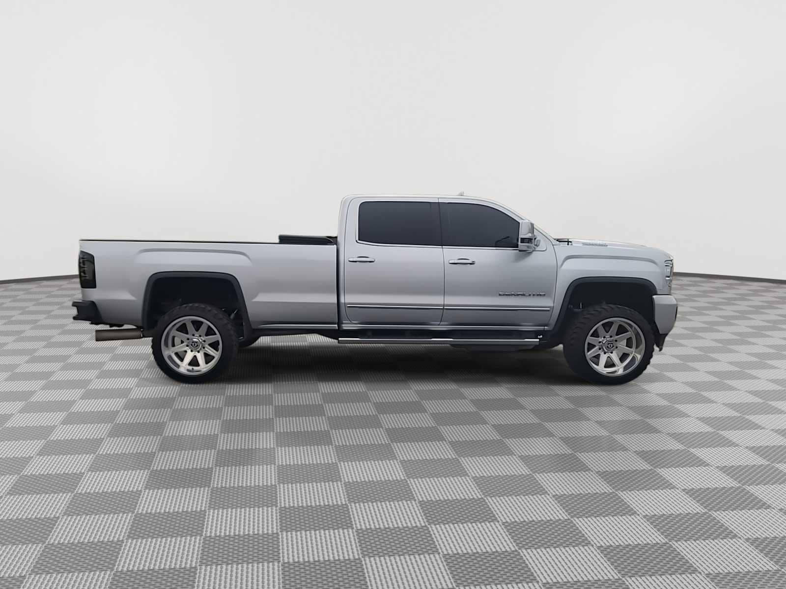 Thumbnail: 2018 GMC Sierra 3500 - 9