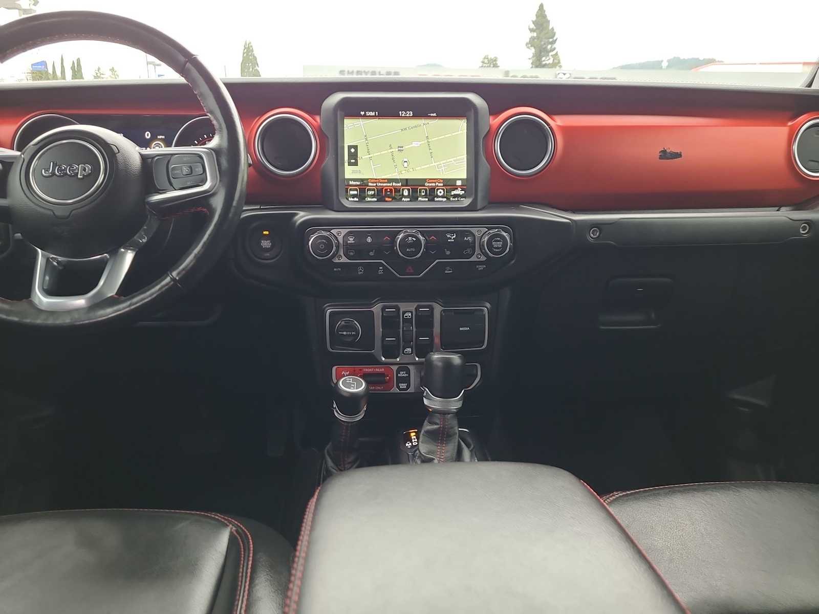 Thumbnail: 2021 Jeep Gladiator - 18