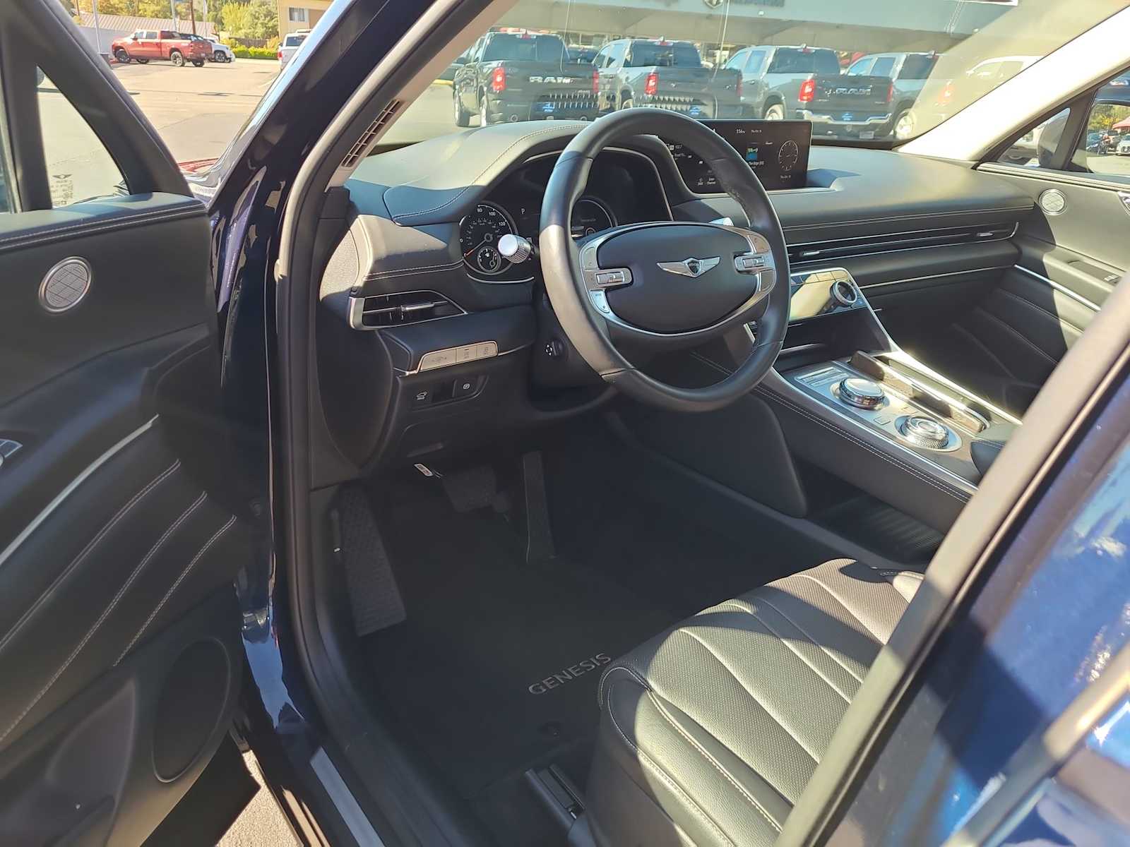 Thumbnail: 2024 Genesis GV80 - 10