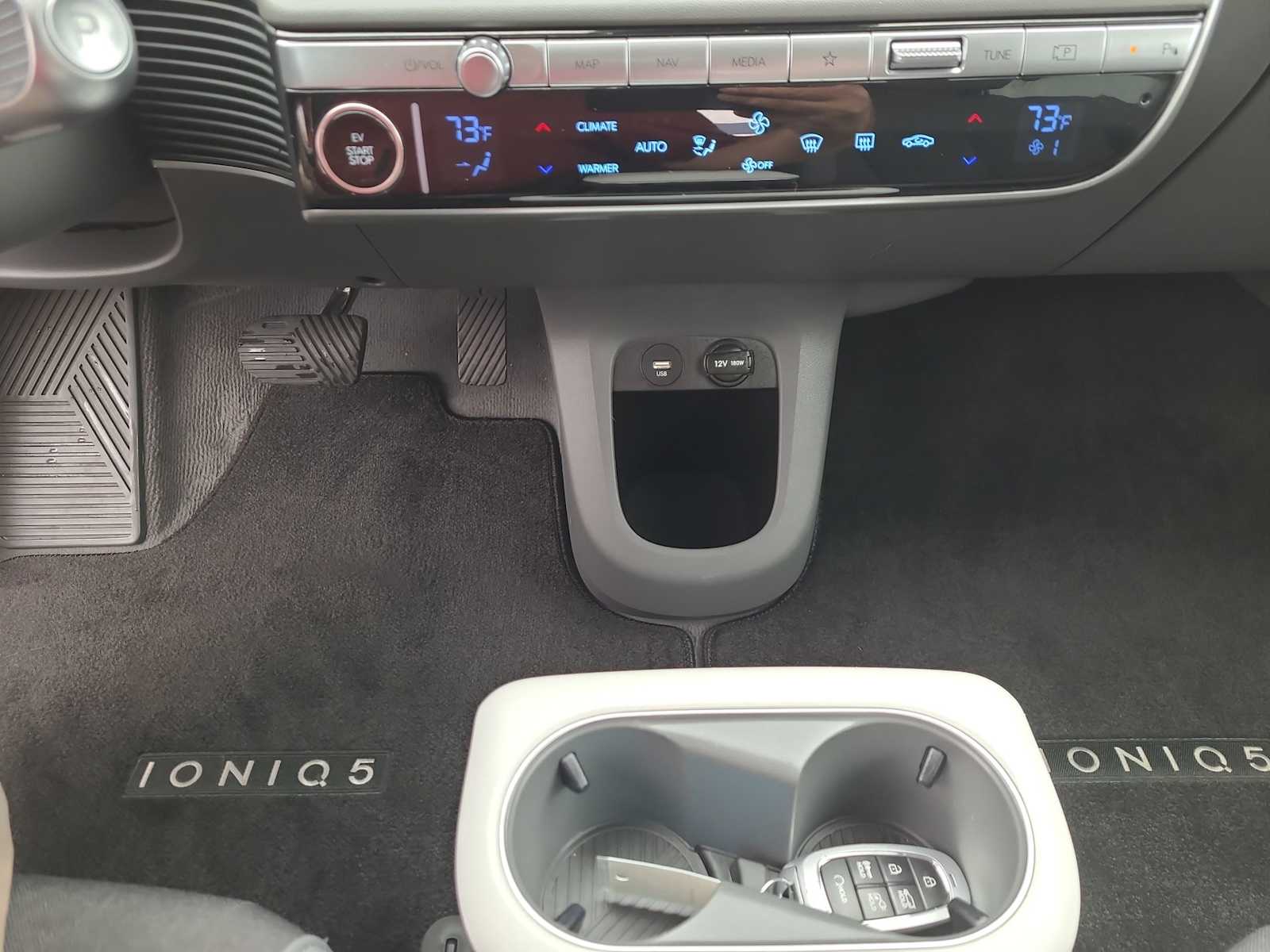 Thumbnail: 2024 Hyundai Ioniq 5 - 25