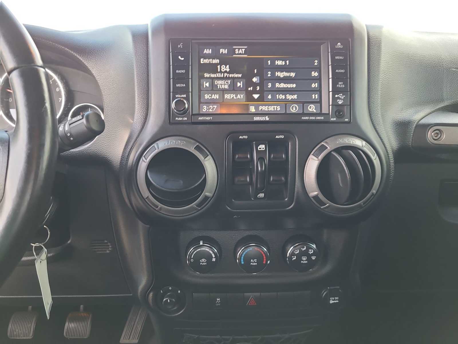 Thumbnail: 2017 Jeep Wrangler - 24