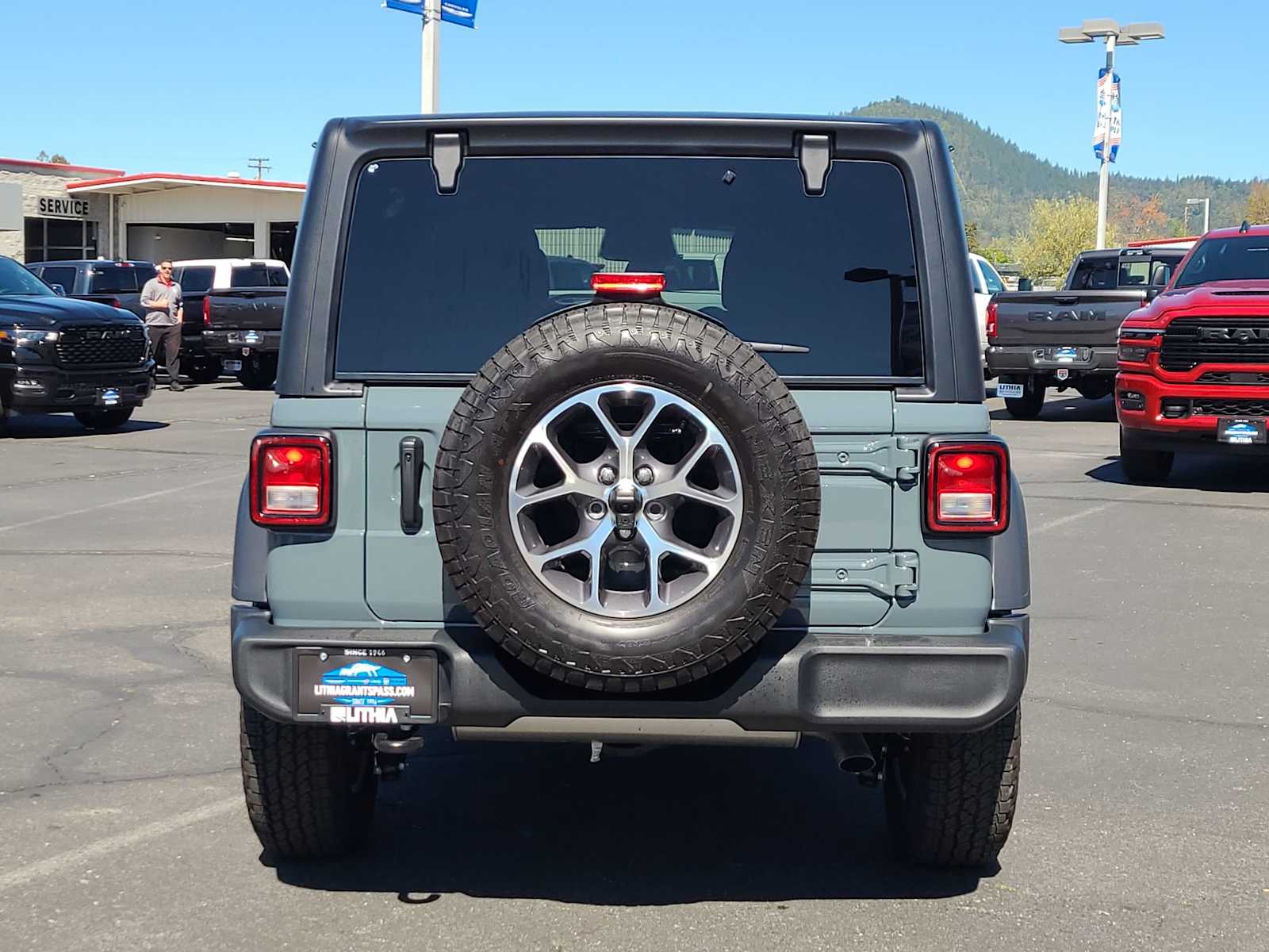 Thumbnail: 2026 Jeep Wrangler - 13