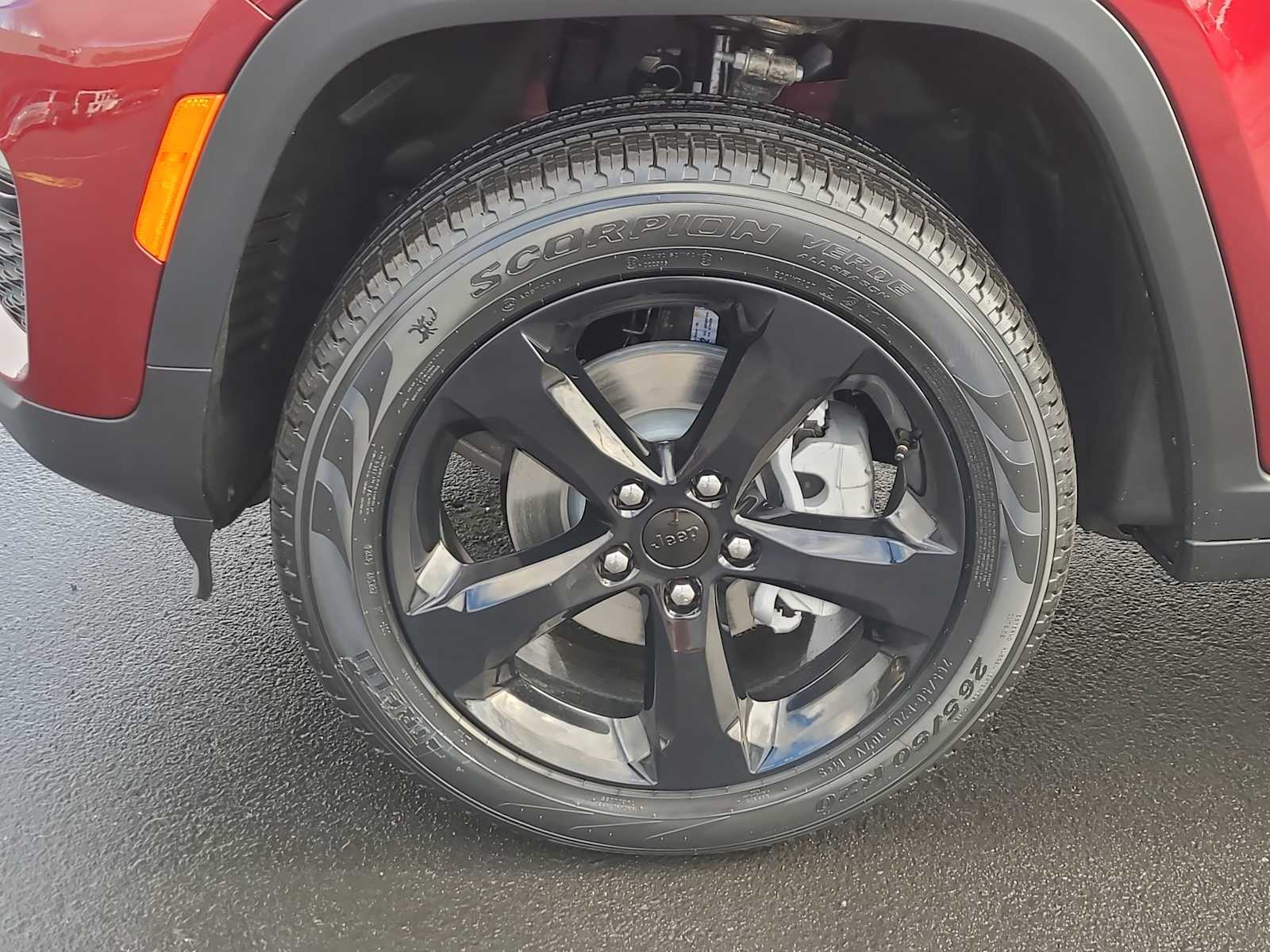 Thumbnail: 2025 Jeep Grand Cherokee - 16