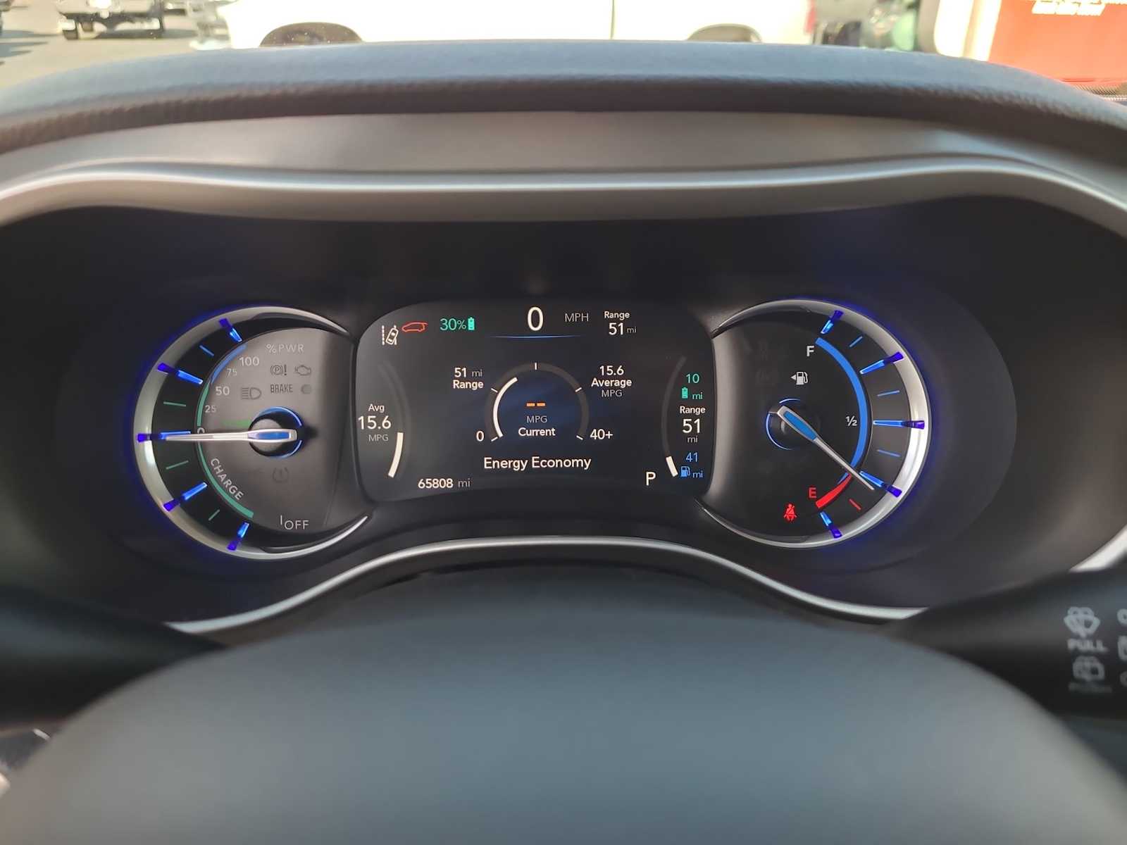 Thumbnail: 2023 Chrysler Pacifica - 26