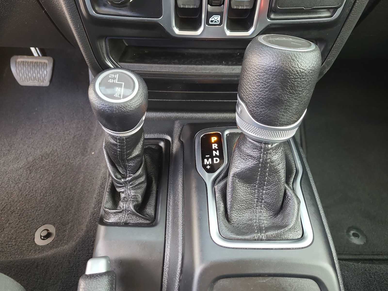 Thumbnail: 2021 Jeep Gladiator - 25