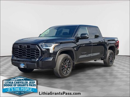 Toyota Tundra Truck