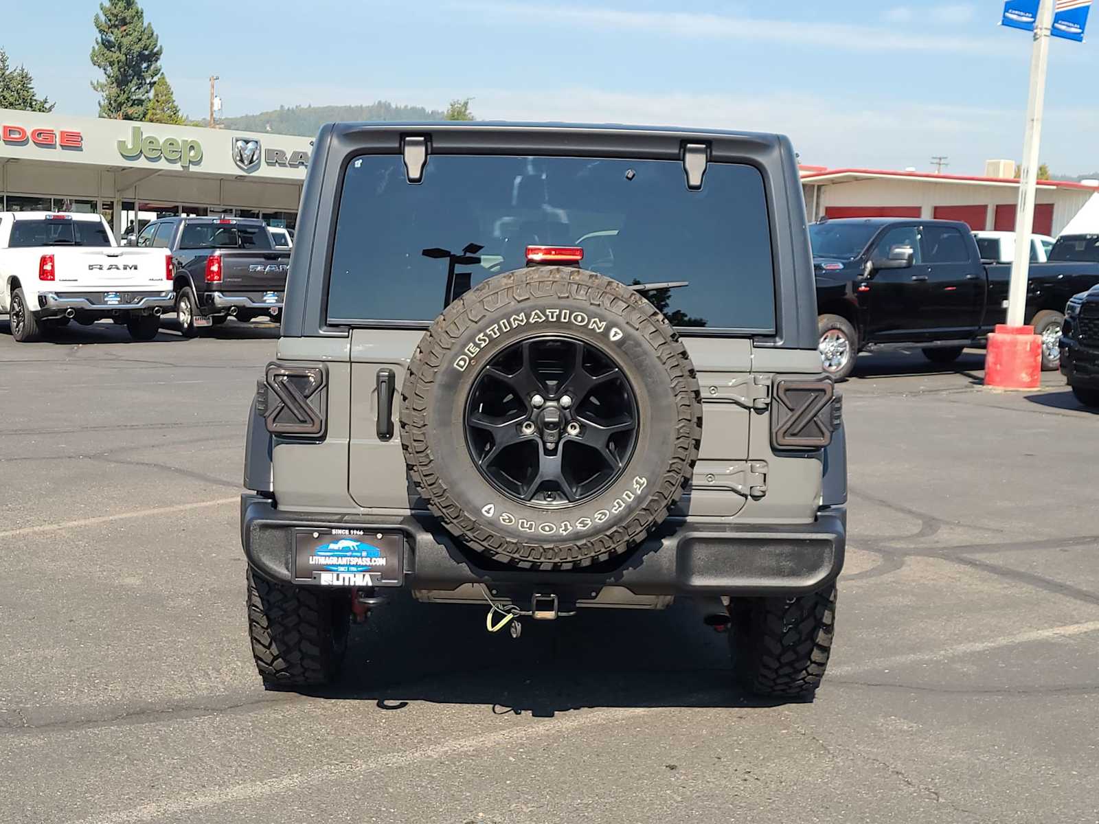 Thumbnail: 2021 Jeep Wrangler - 12