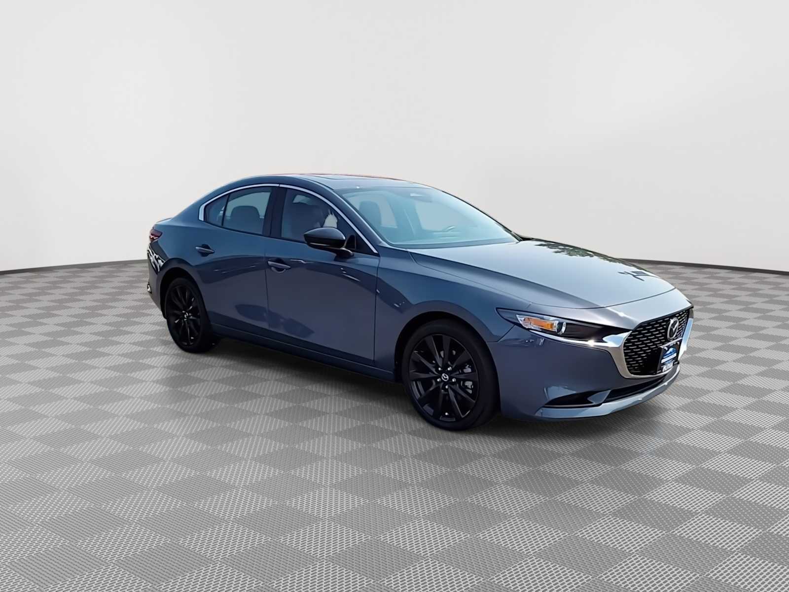2024 Mazda Mazda3 2.5 s Carbon photo 2