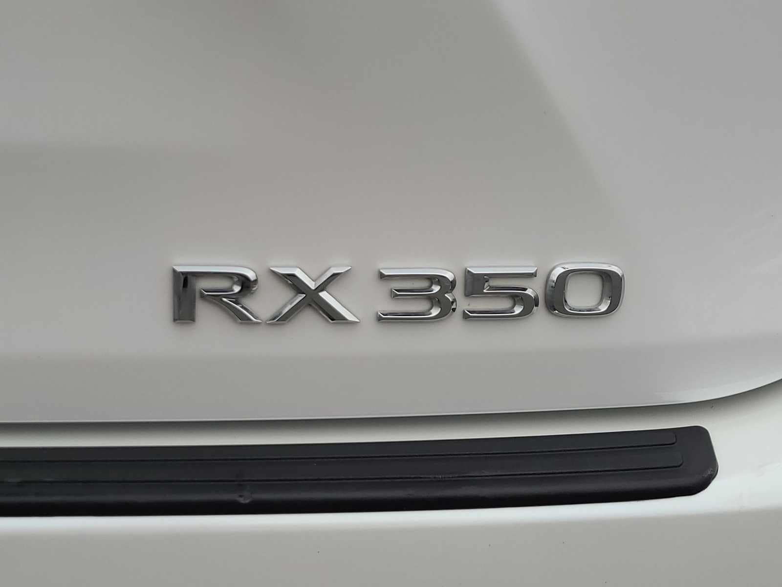 Thumbnail: 2022 Lexus RX - 15