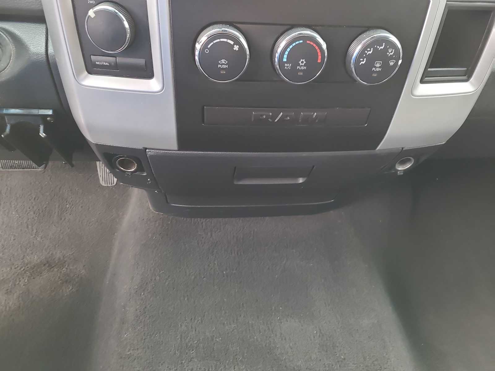 Thumbnail: 2010 Dodge Ram 1500 - 25