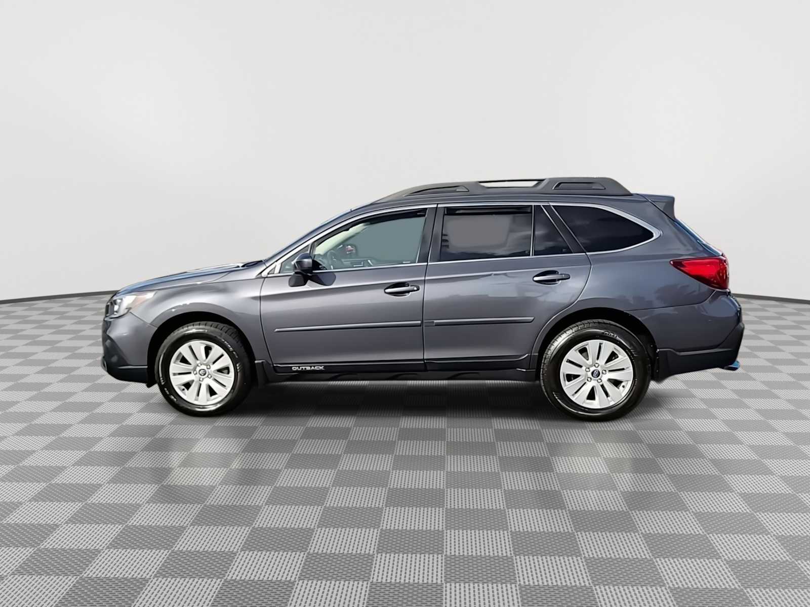 Thumbnail: 2018 Subaru Outback - 5