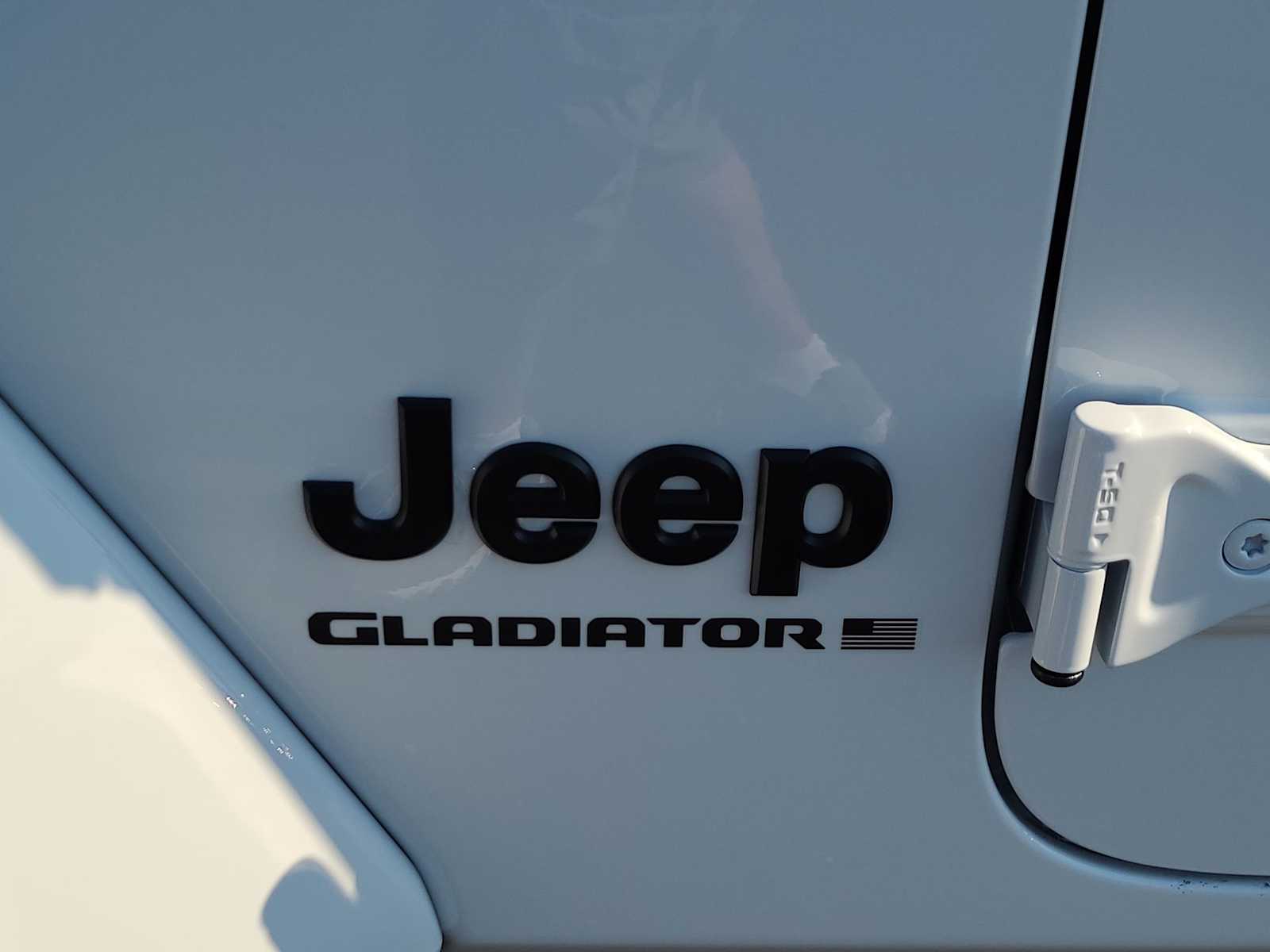 Thumbnail: 2025 Jeep Gladiator - 15