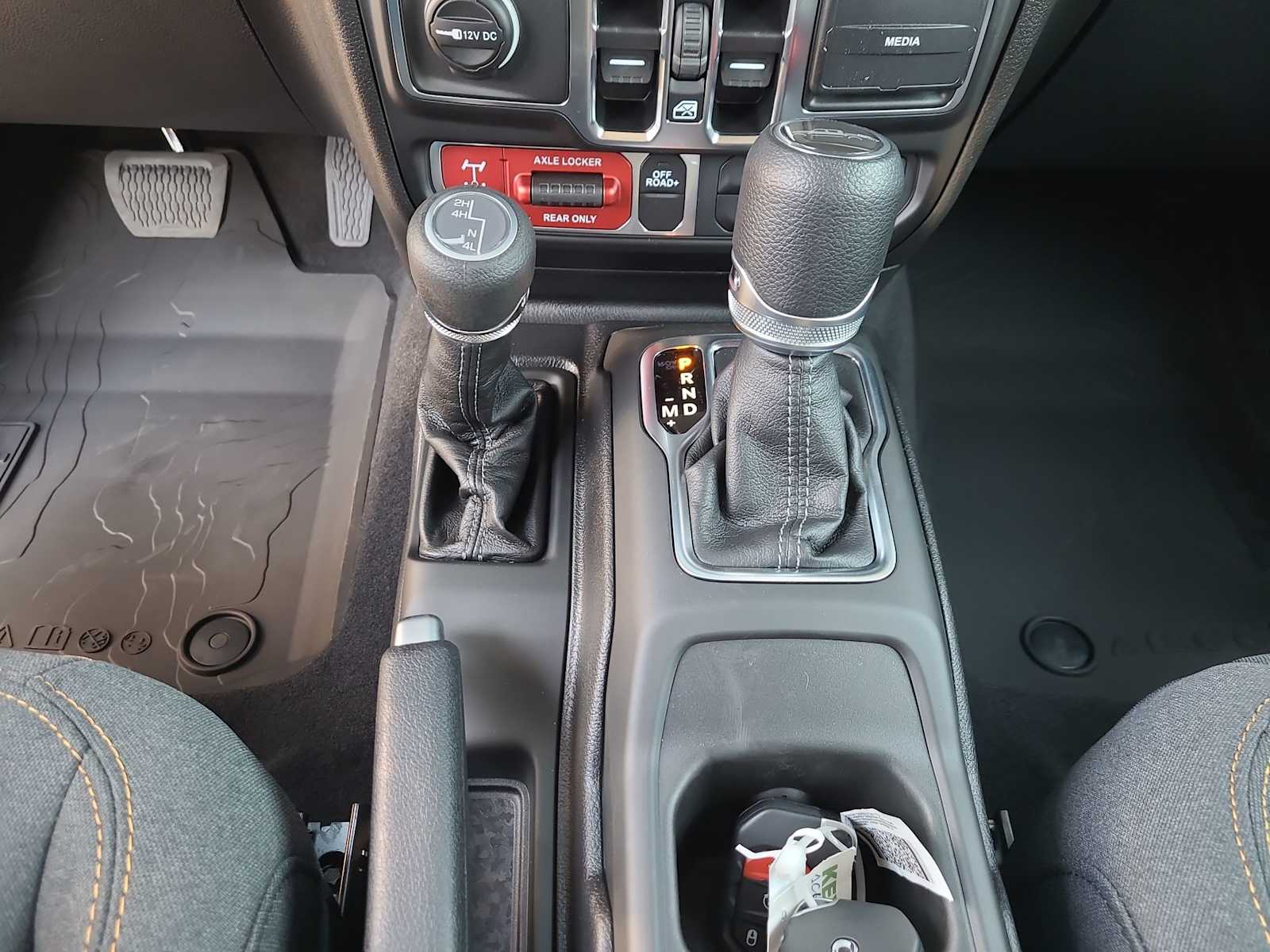 Thumbnail: 2025 Jeep Gladiator - 25