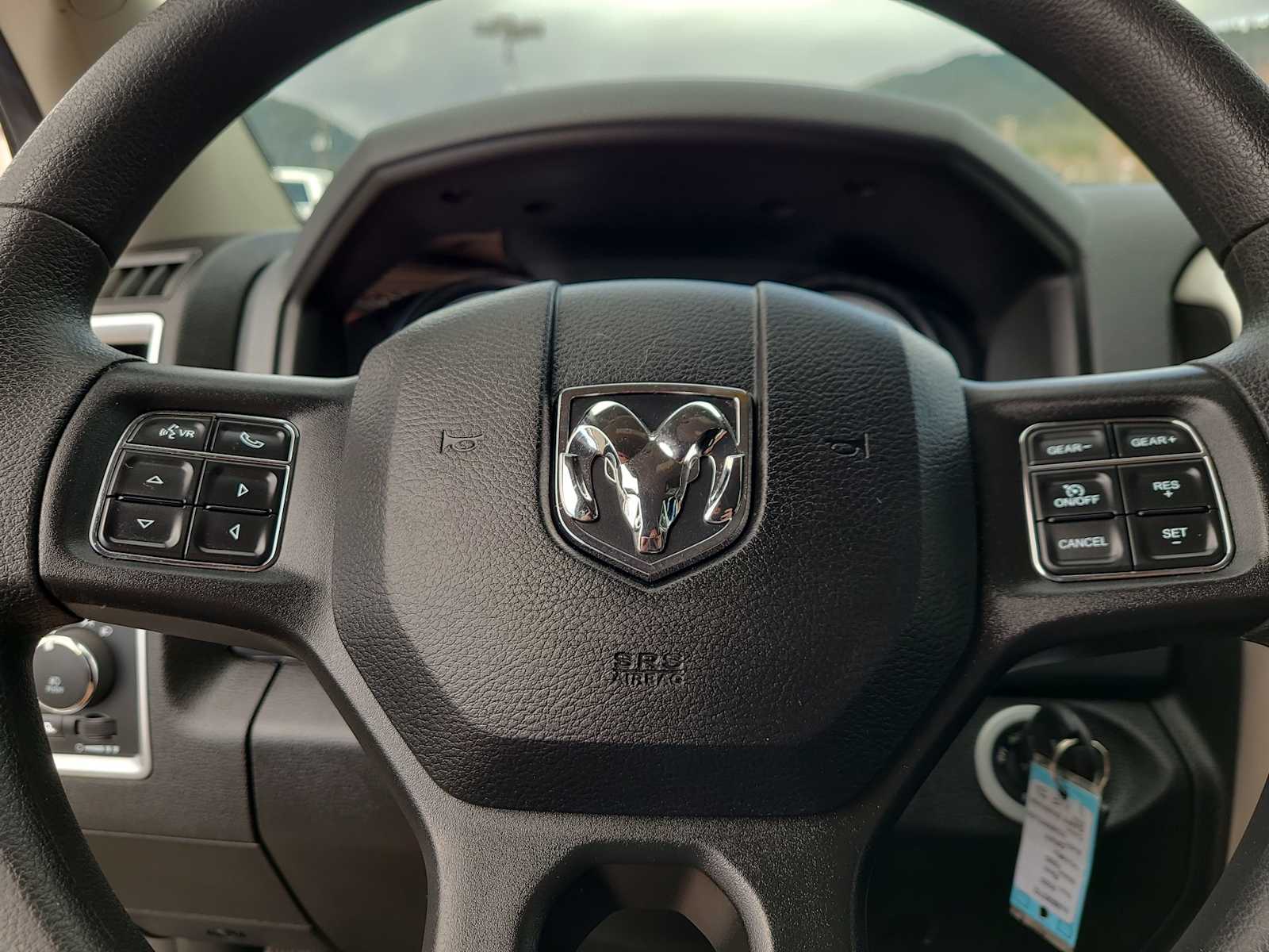 Thumbnail: 2020 RAM 1500 Classic - 23