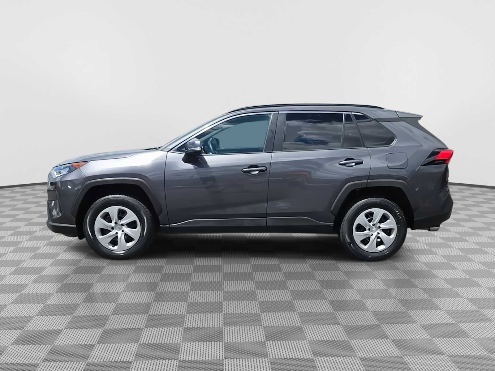 Thumbnail: 2019 Toyota RAV4 - 5