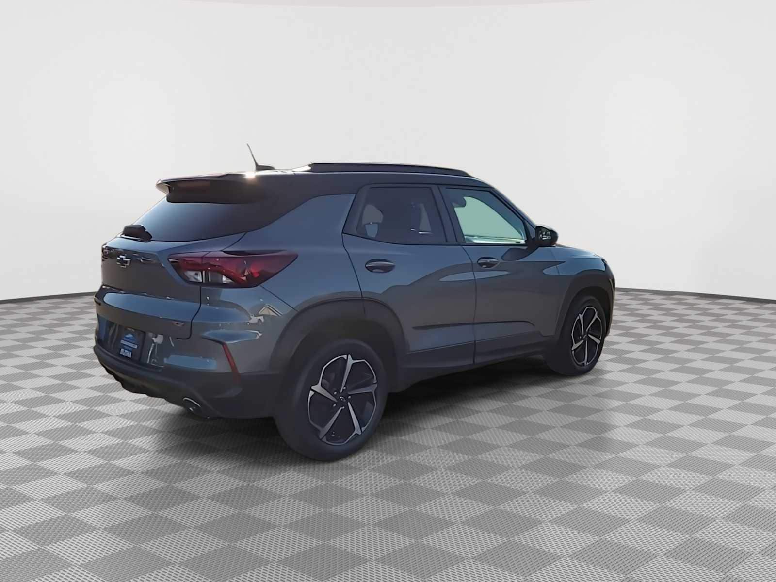 Thumbnail: 2021 Chevrolet TrailBlazer - 8