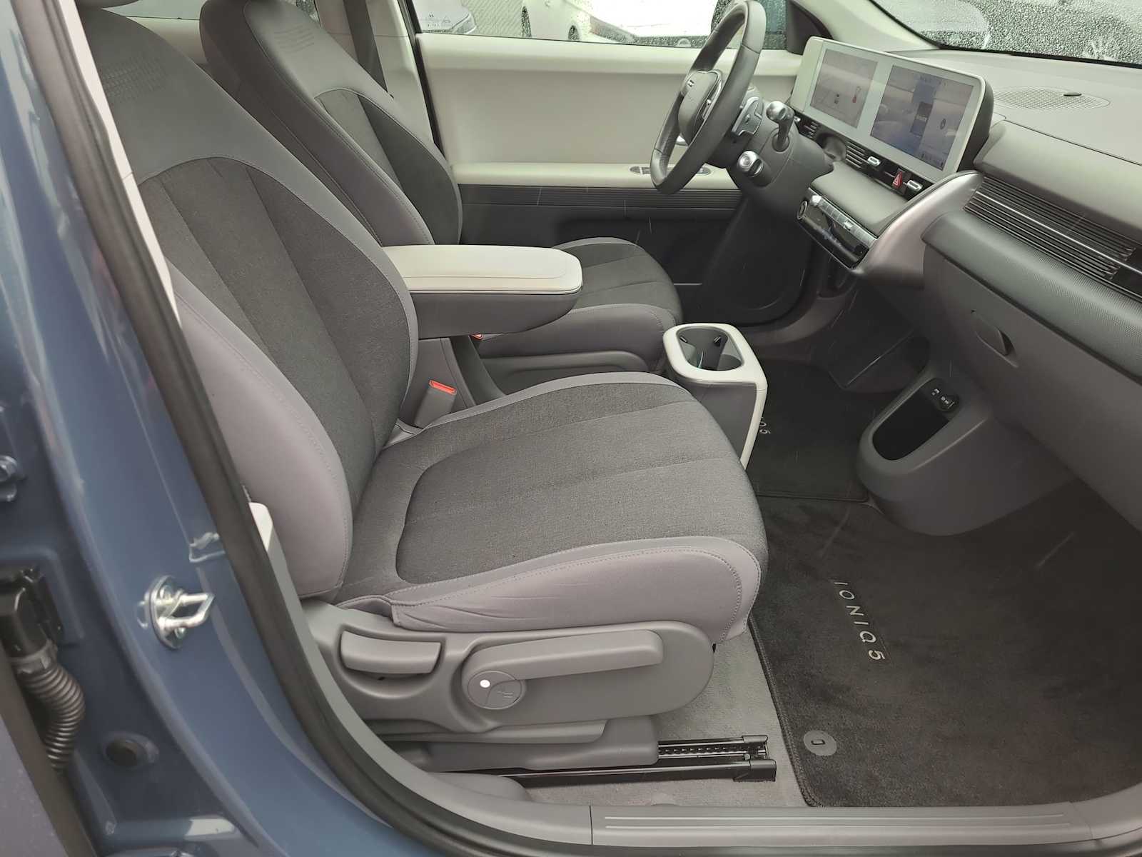 Thumbnail: 2024 Hyundai Ioniq 5 - 22