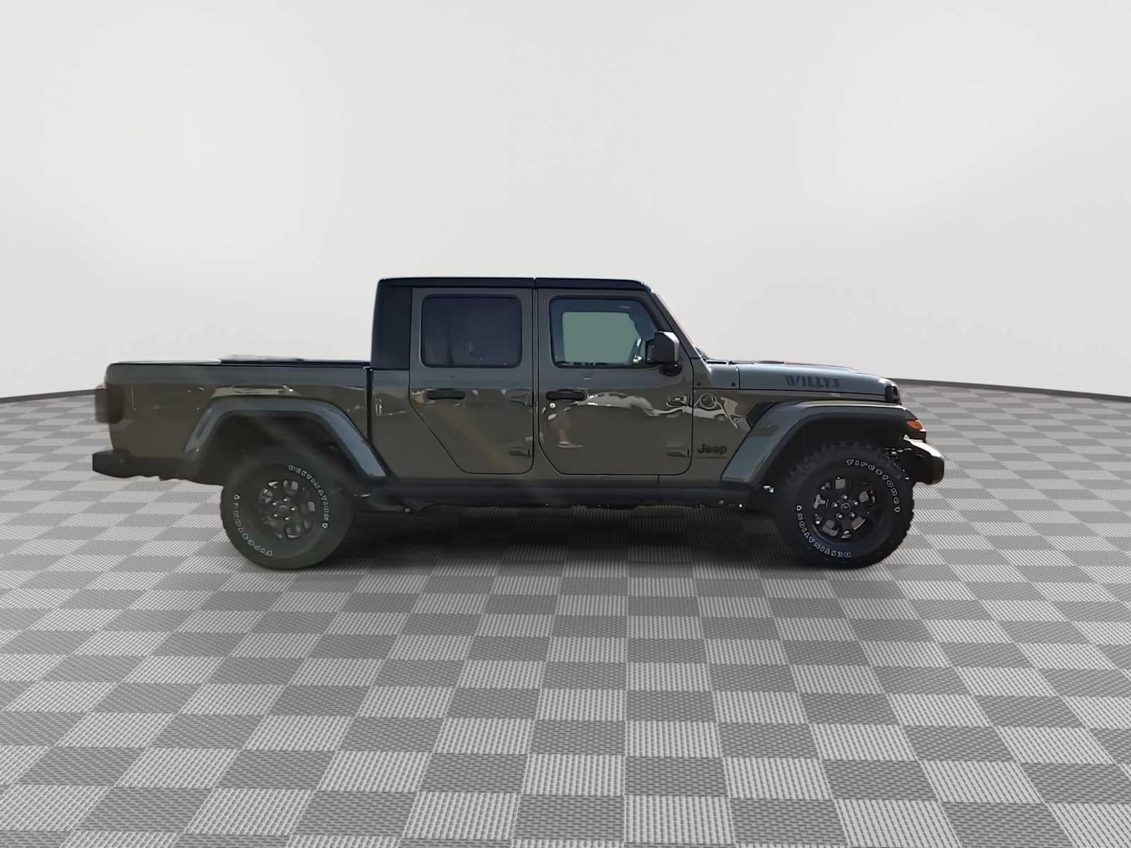 Thumbnail: 2025 Jeep Gladiator - 9
