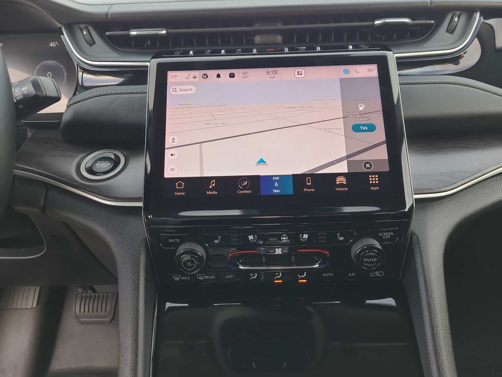 Thumbnail: 2022 Jeep Grand Cherokee L - 24