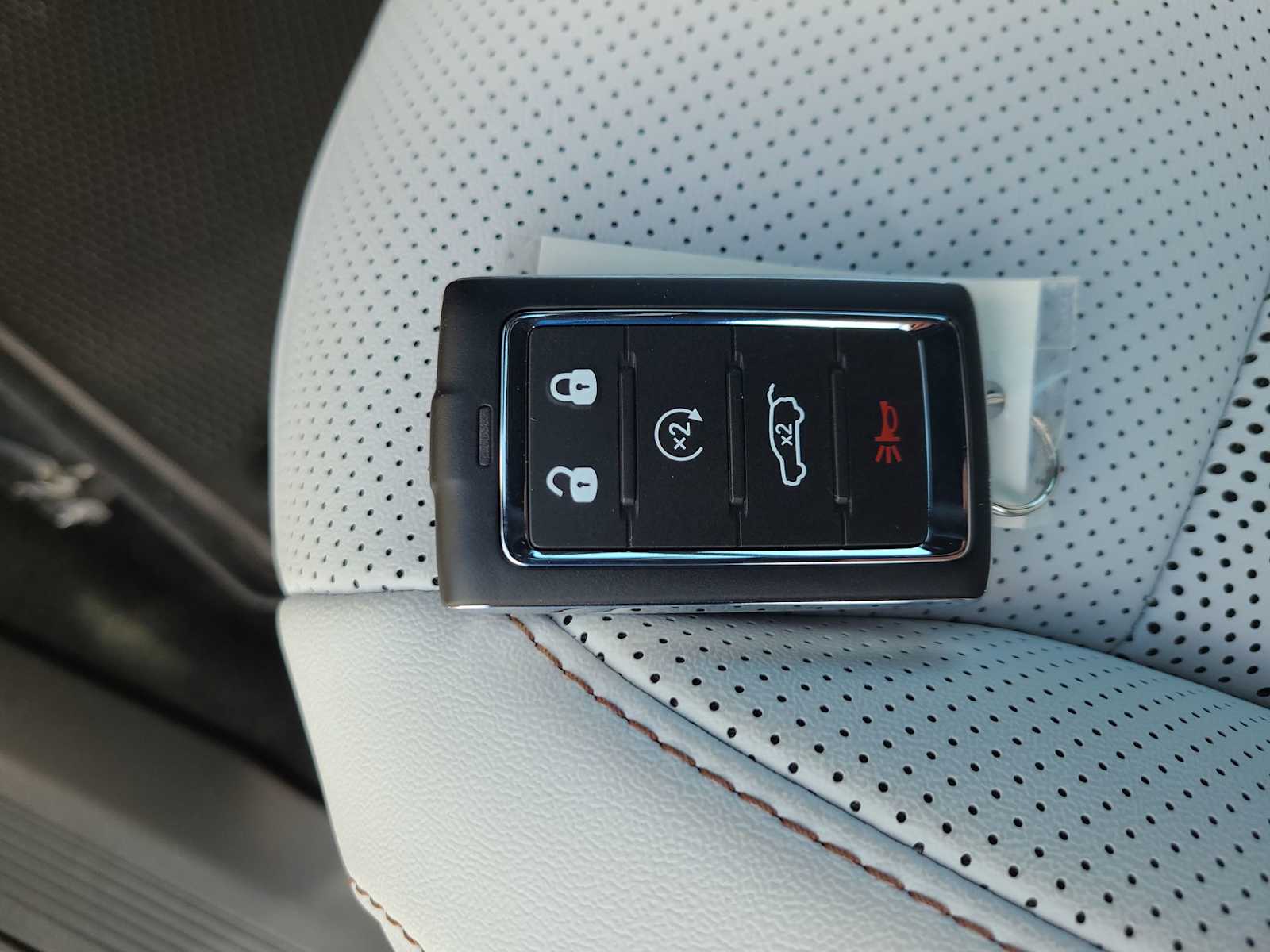 Thumbnail: 2026 Jeep Cherokee - 28