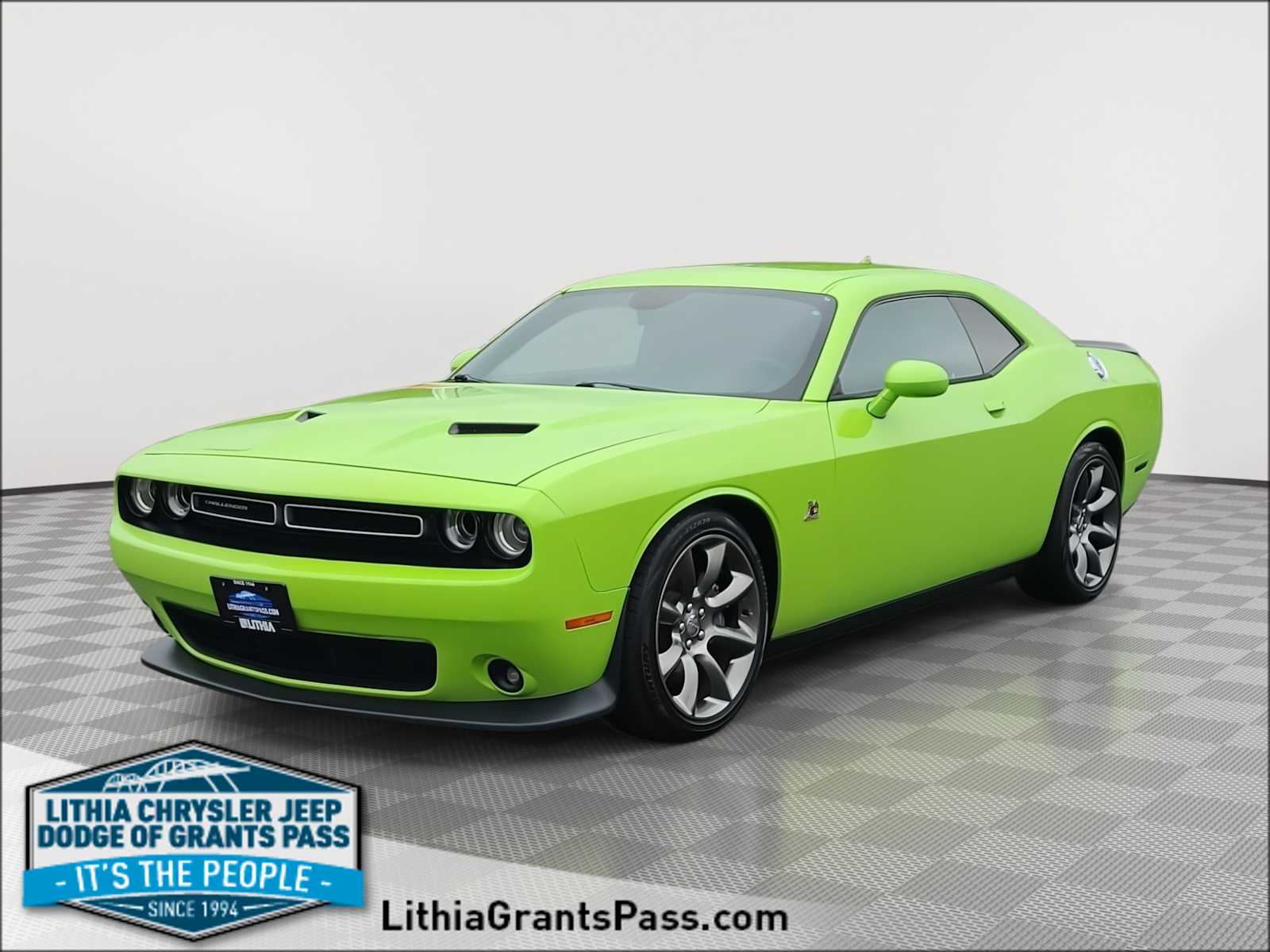 Thumbnail: 2015 Dodge Challenger - 1