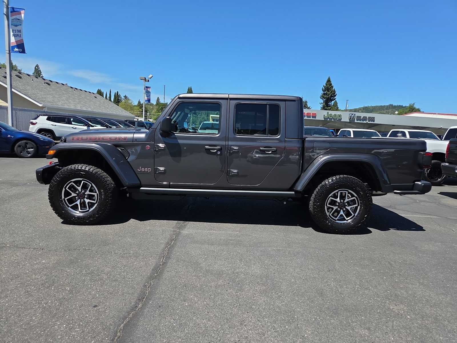 Thumbnail: 2026 Jeep Gladiator - 11