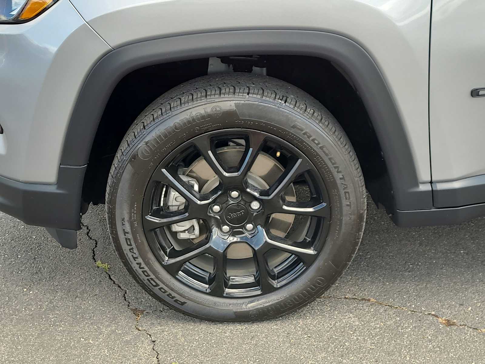 Thumbnail: 2023 Jeep Compass - 16