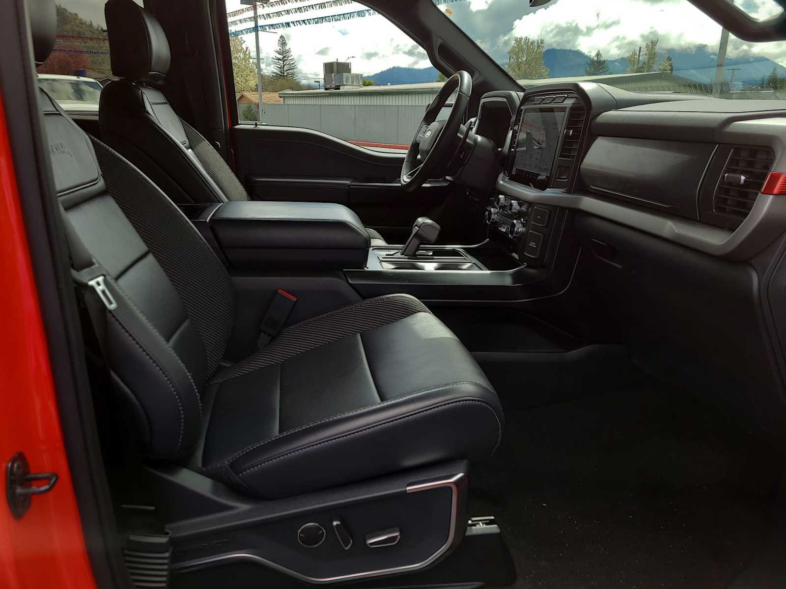 Thumbnail: 2022 Ford F-150 - 22