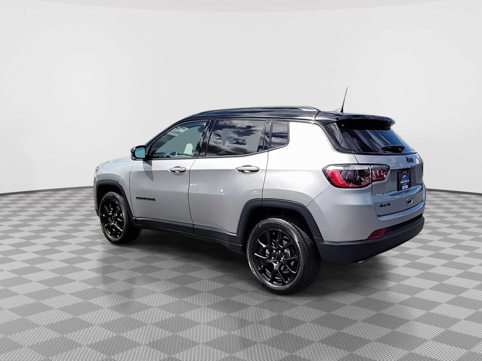 Thumbnail: 2023 Jeep Compass - 6