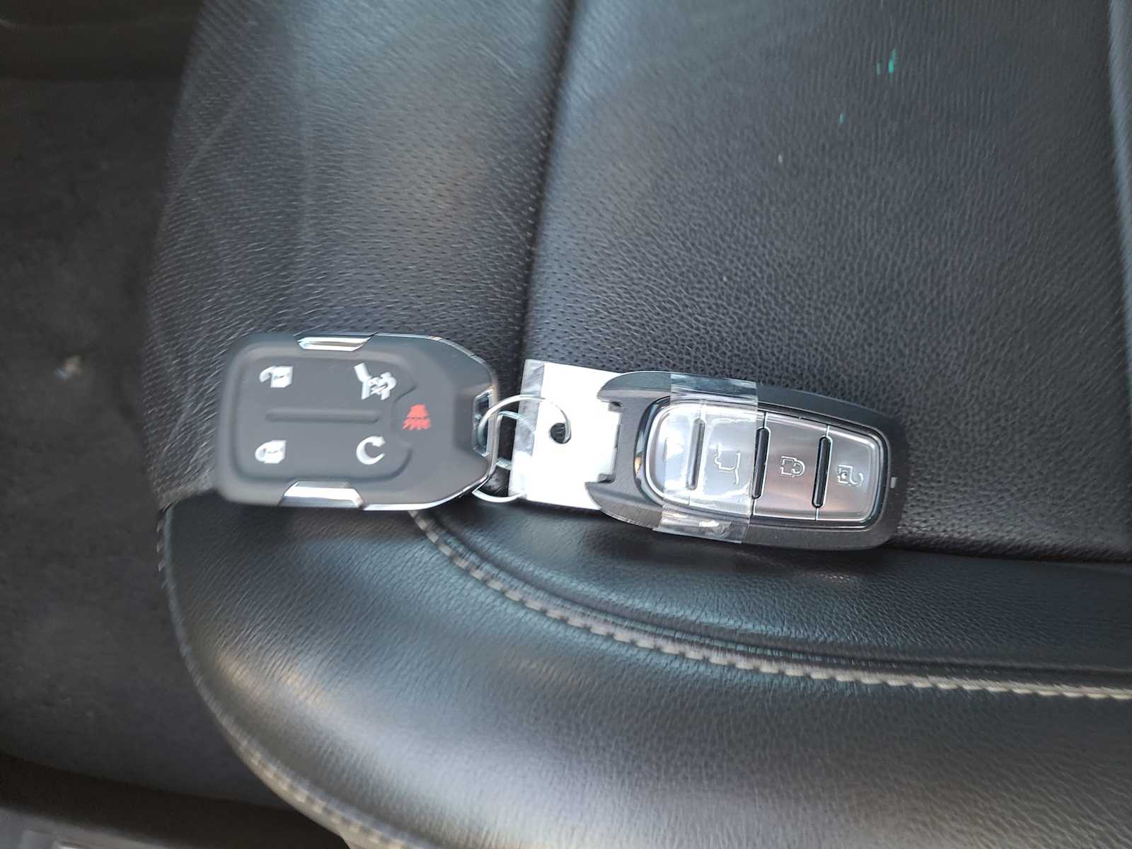 Thumbnail: 2021 GMC Acadia - 28