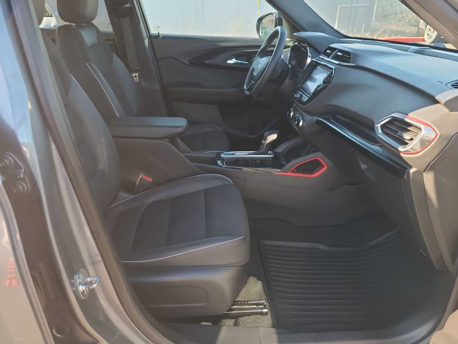 Thumbnail: 2021 Chevrolet TrailBlazer - 22
