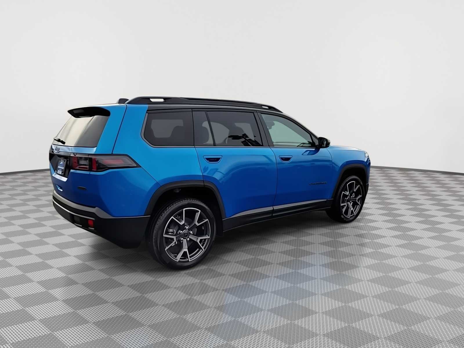 Thumbnail: 2026 Jeep Cherokee - 8