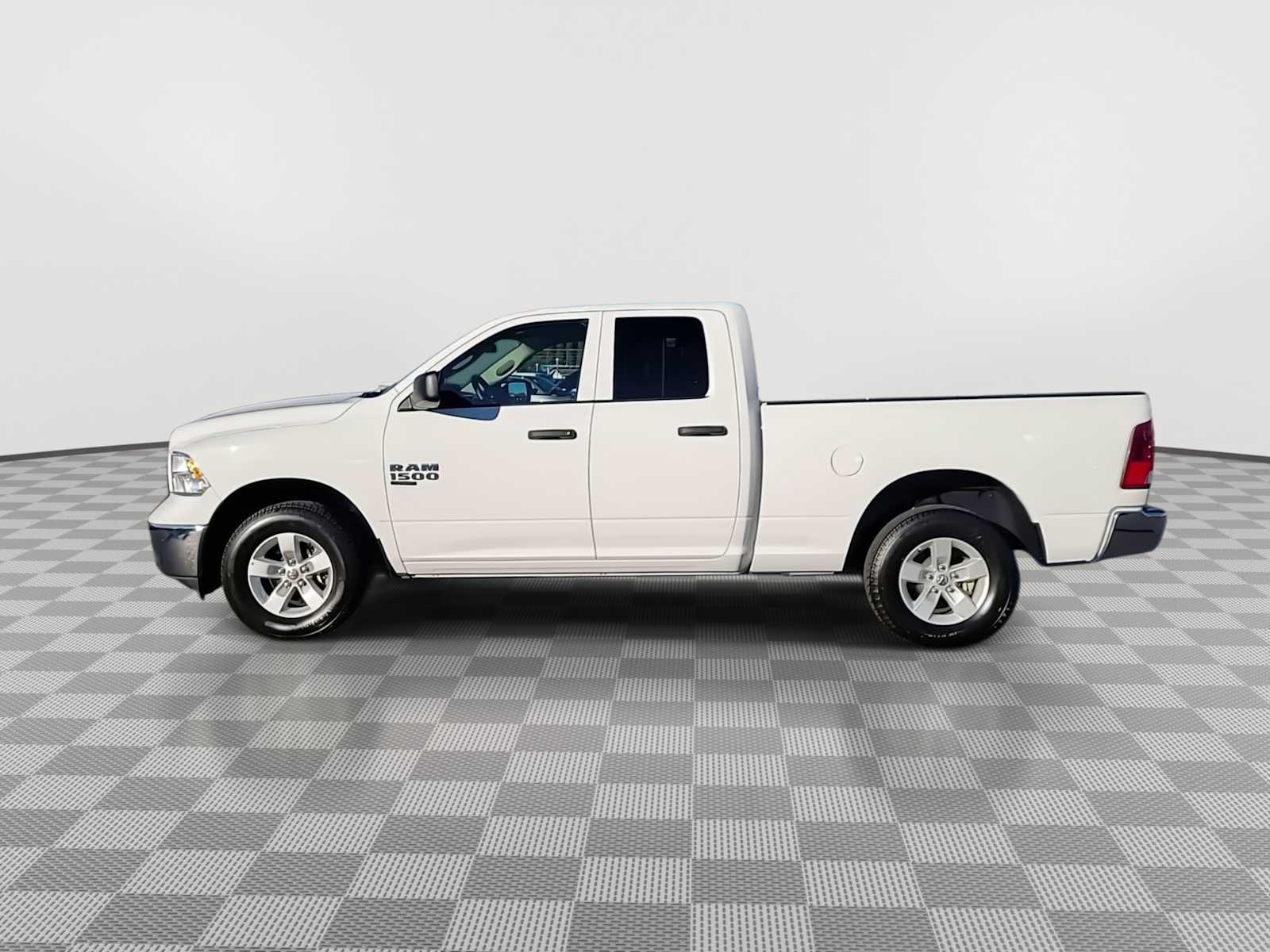 Thumbnail: 2024 RAM 1500 Classic - 5