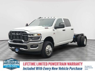 2026 Ram 3500 Chassis Cab 3500 TRADESMAN CREW CAB CHASSIS 4X4 60' CA Pickup