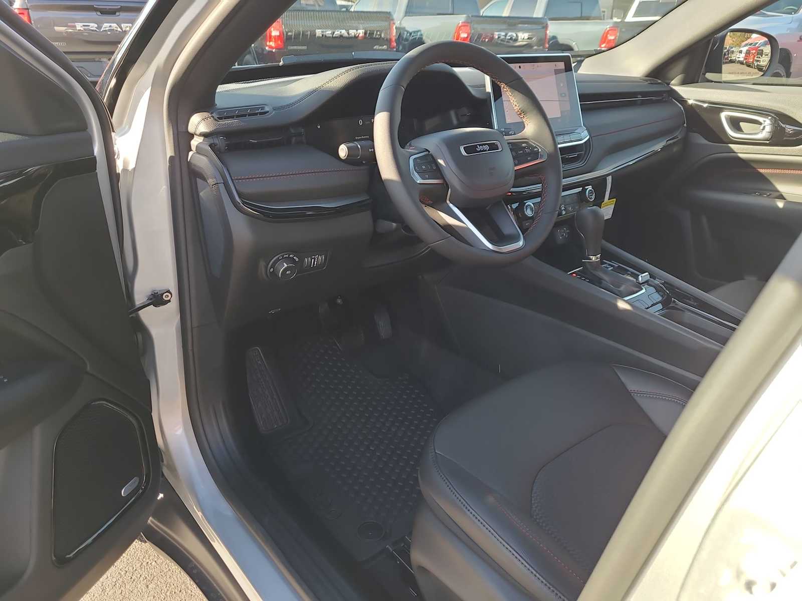 Thumbnail: 2026 Jeep Compass - 10