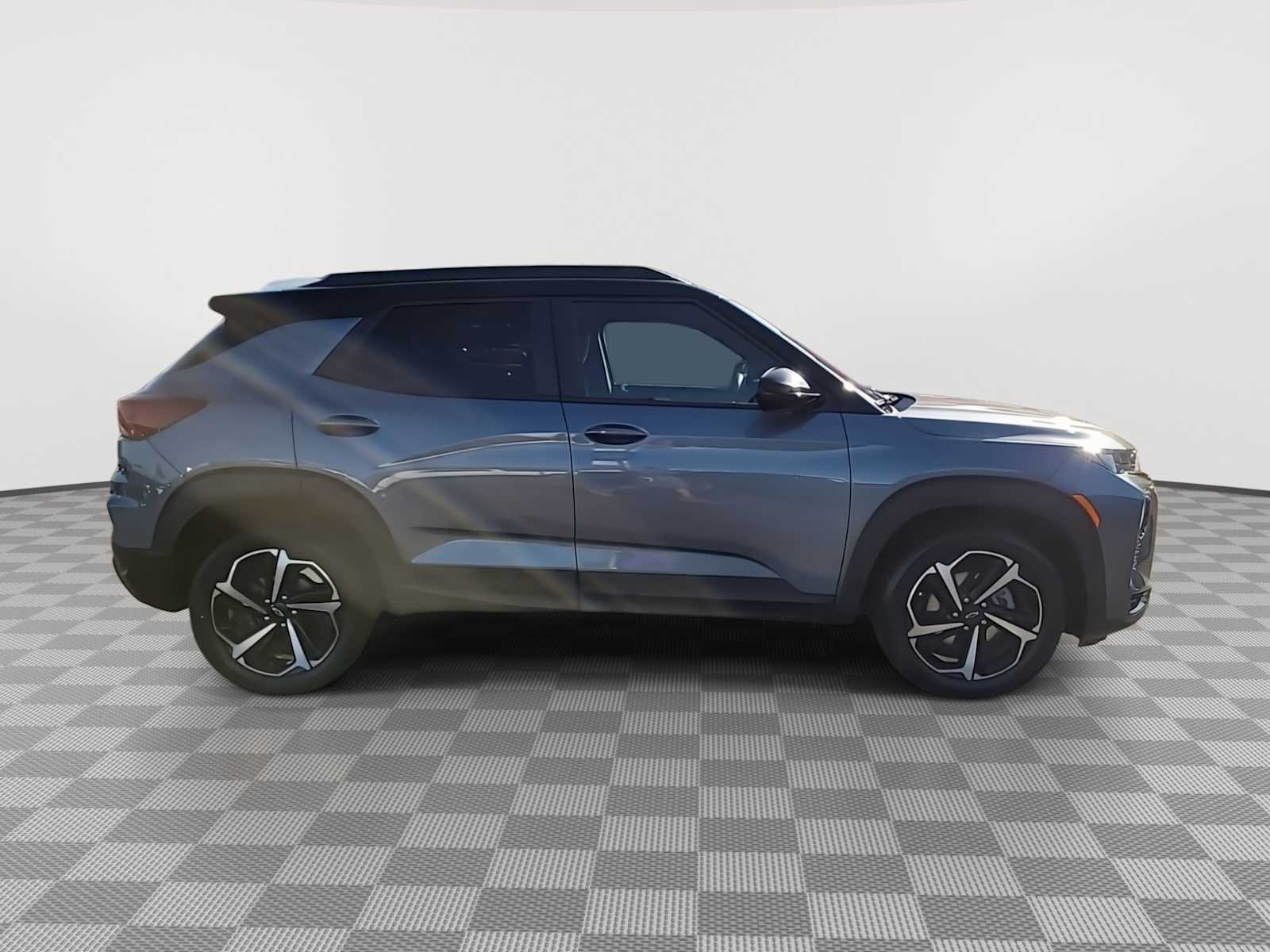 Thumbnail: 2021 Chevrolet TrailBlazer - 9