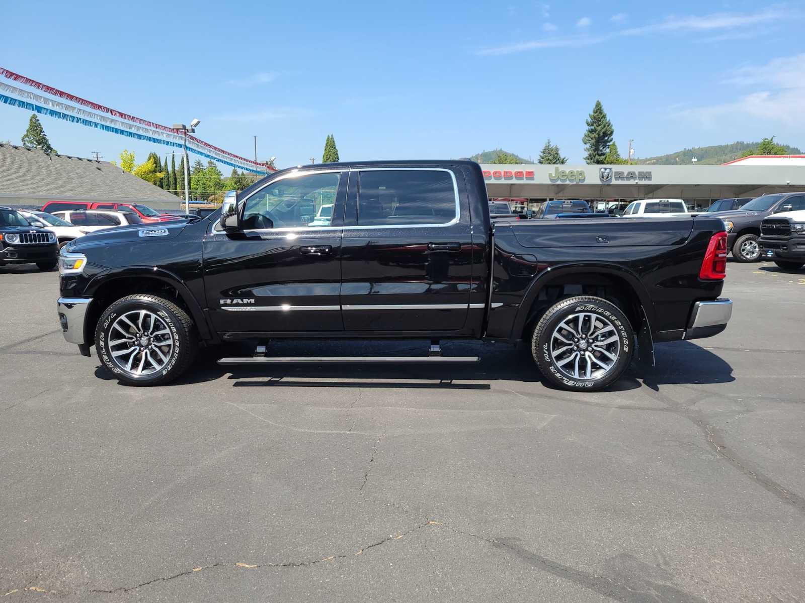 Thumbnail: 2025 RAM 1500 - 11
