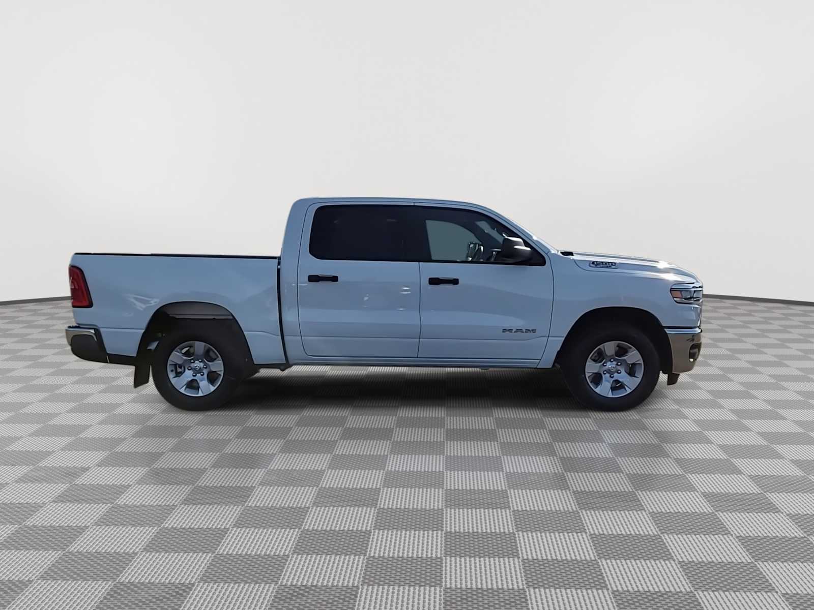 Thumbnail: 2025 RAM 1500 - 9