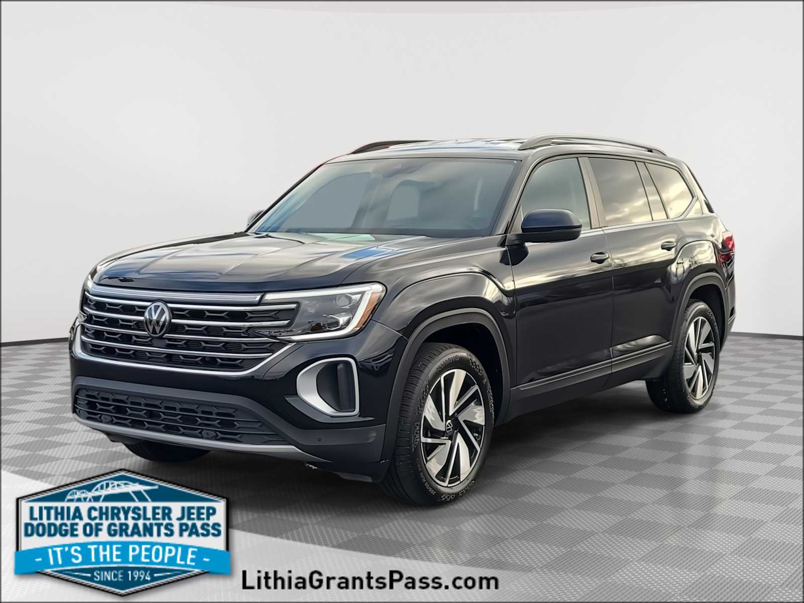 2024 Volkswagen Atlas SE w/Tech