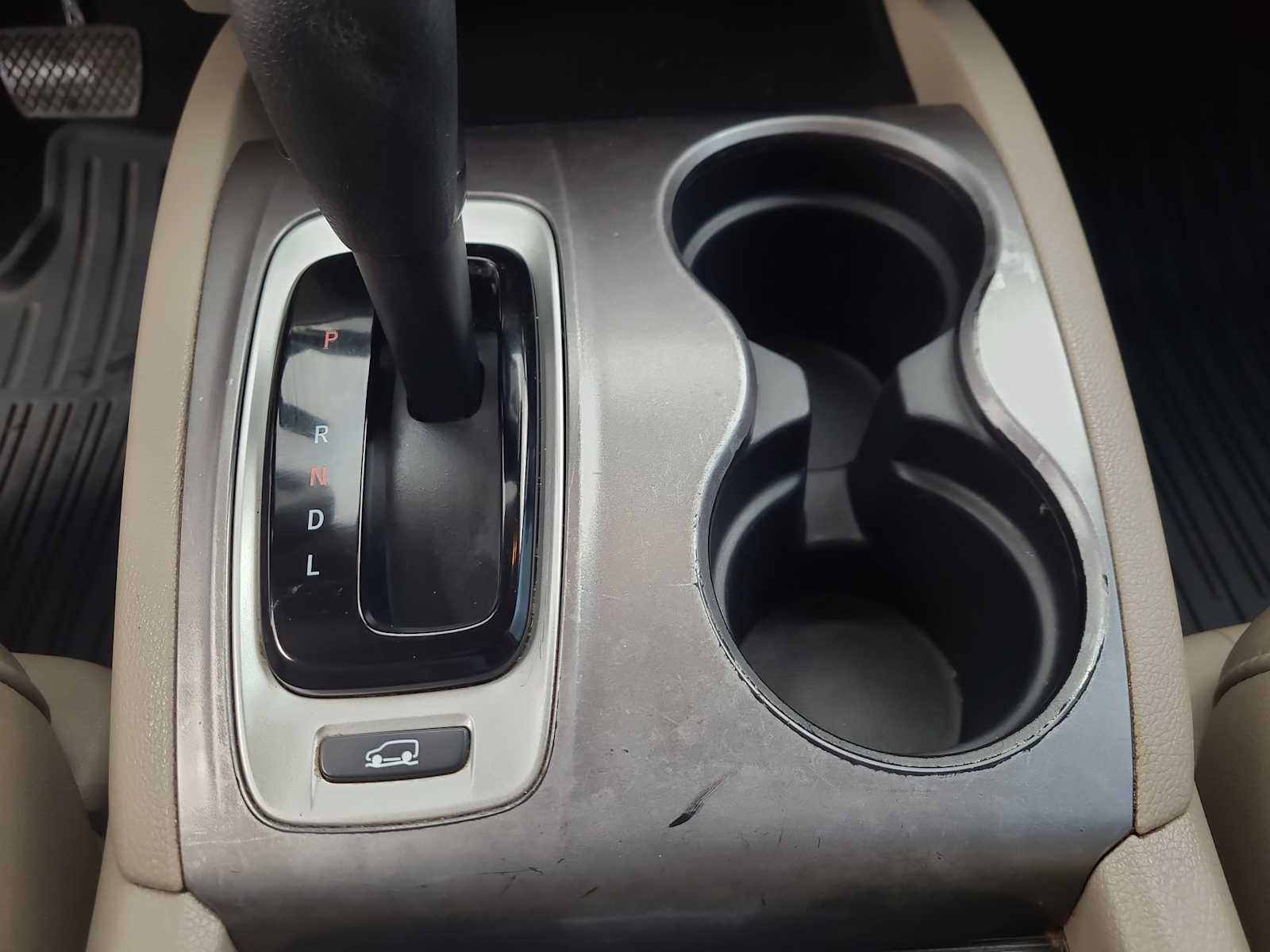 Thumbnail: 2019 Honda Pilot - 25